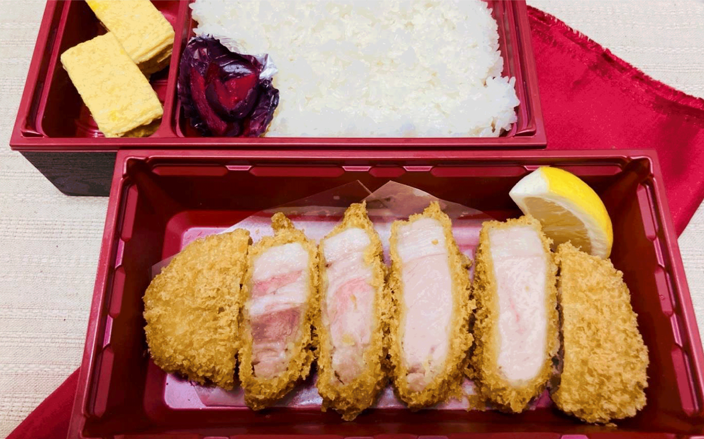 数量限定！ プレミアム黒豚　上ロースかつ弁当